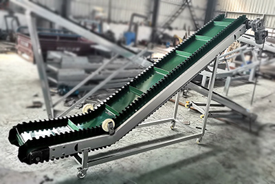 小型PVC裙边皮带输送机